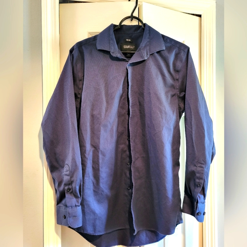 Kenneth Cole Awearness non iron slim fit blue button down  sz 15 1/2, 32/33